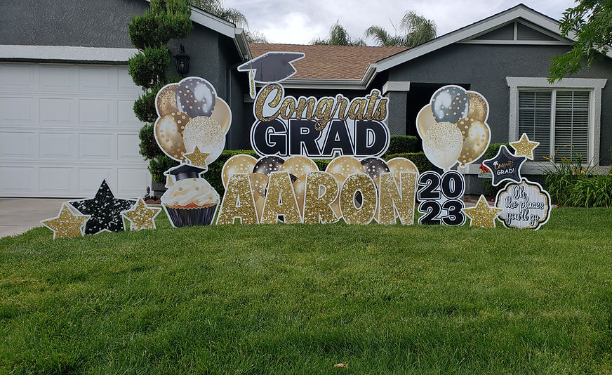 Graduation yard sign